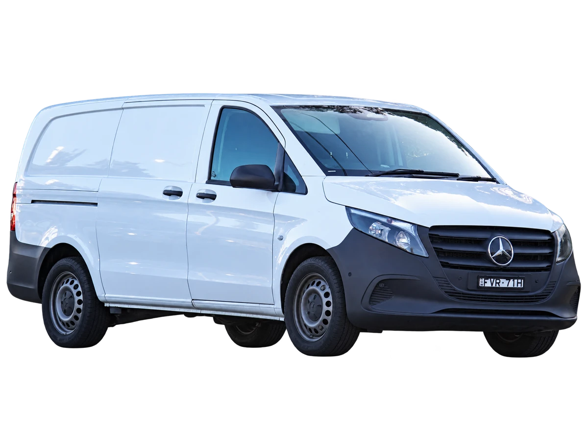 Mercedes-Benz Vito récent, détouré sur fond transparent